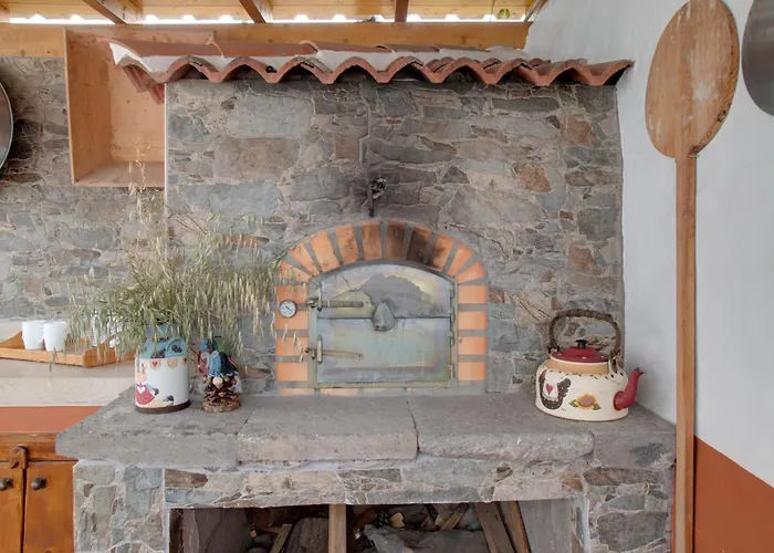 La Tirajanera 2 * 维加-德圣马特奥